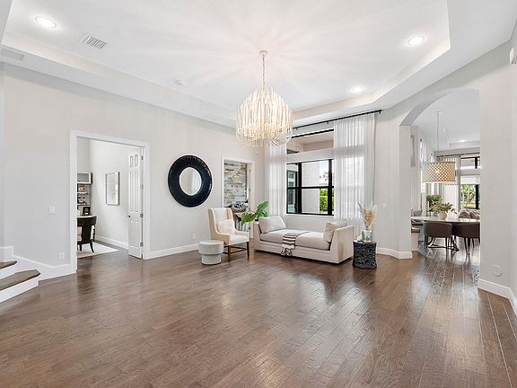 4th image of 10282 SWEET BAY Manor