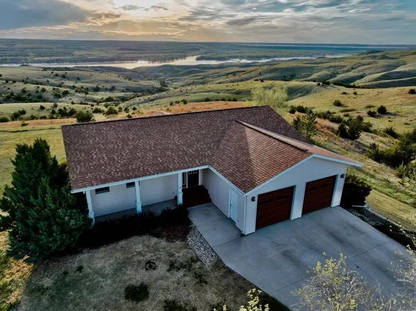 20467 Sunset Ridge Pl, Pierre, SD 57501