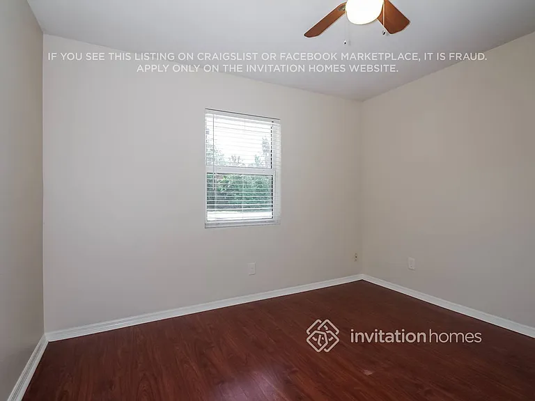 923 38th St W — Photo 12