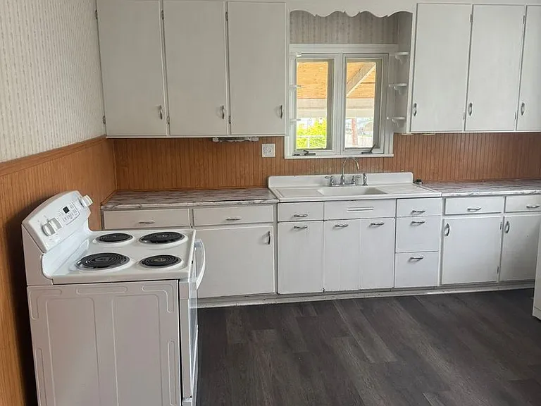 219 Market St — Photo 18