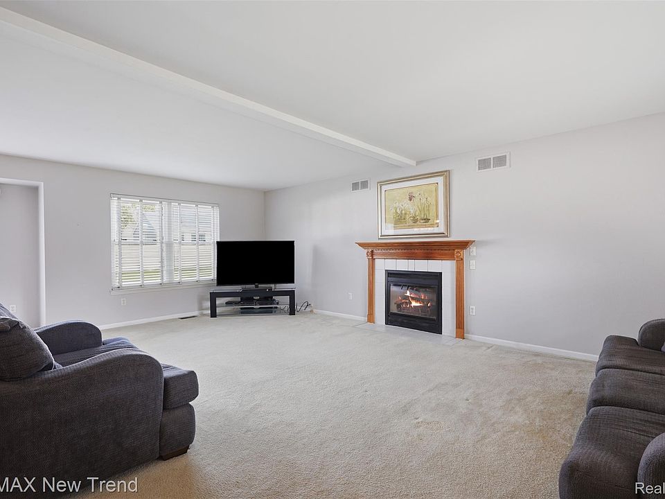 8795 Cove Ct, photo 7
