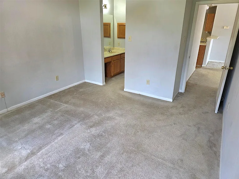 67 E Park West Dr — Photo 13