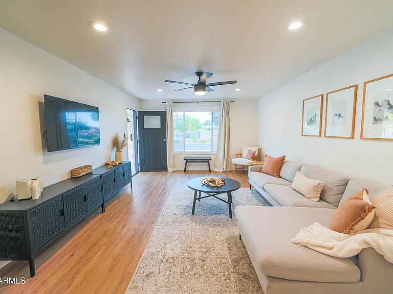 1224 E Alameda Dr — Photo 11