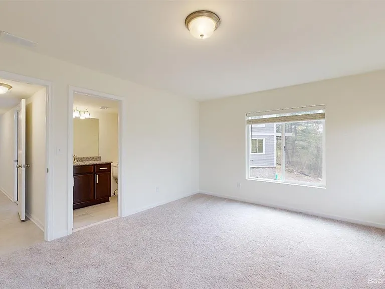 2725 Bristol Ridge Dr — Photo 21