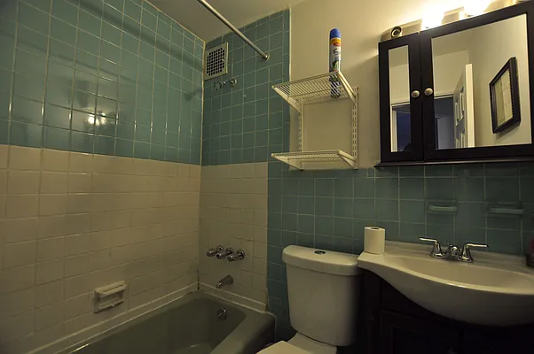 Rented by REAL New York | media 23