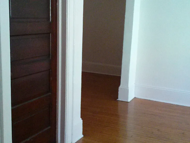 2303 N Oakland Ave — Photo 11