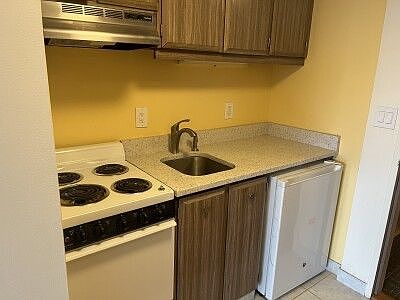 1st image of 45-47 Longwood Ave Unit 603C