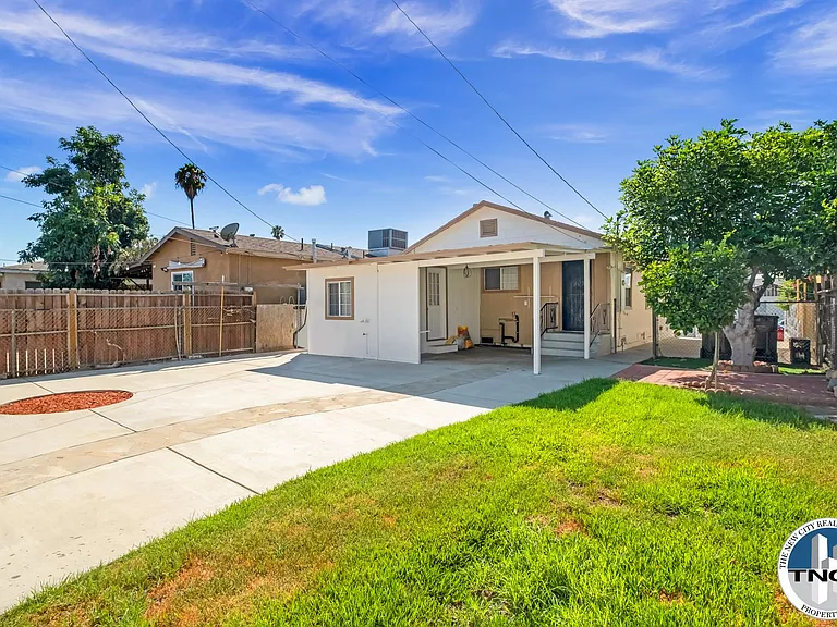 4116 Acacia Ave — Photo 11
