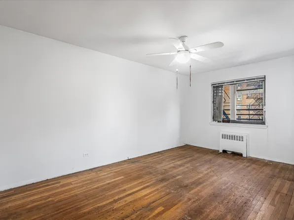 144-55 Melbourne Avenue image 11 of 18