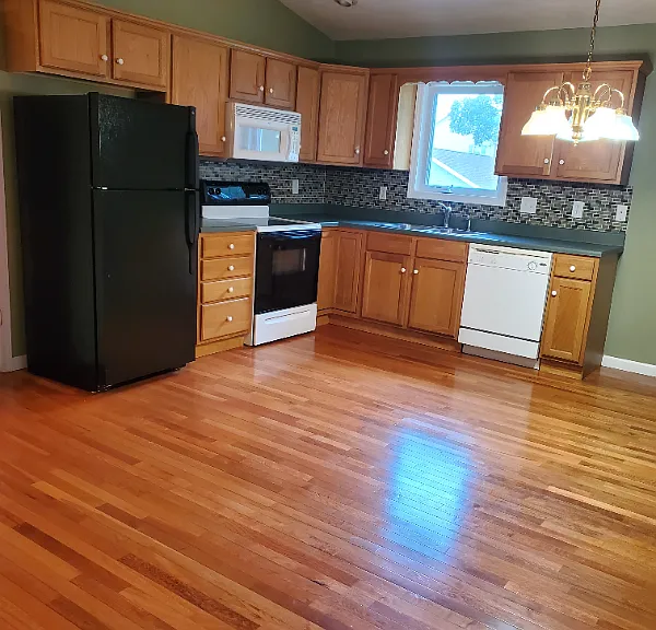 770 Riverland Rd SE #A — Photo 7