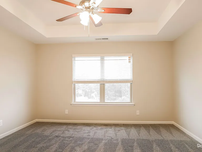 7105 Creeksong Dr — Photo 9