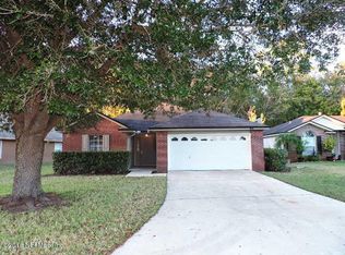 7583 Fawn Lake Dr N, Jacksonville, FL 32256