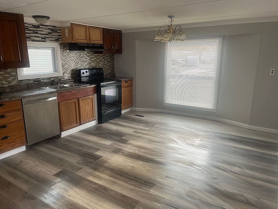 1st image of 4039 Melton Dr #306