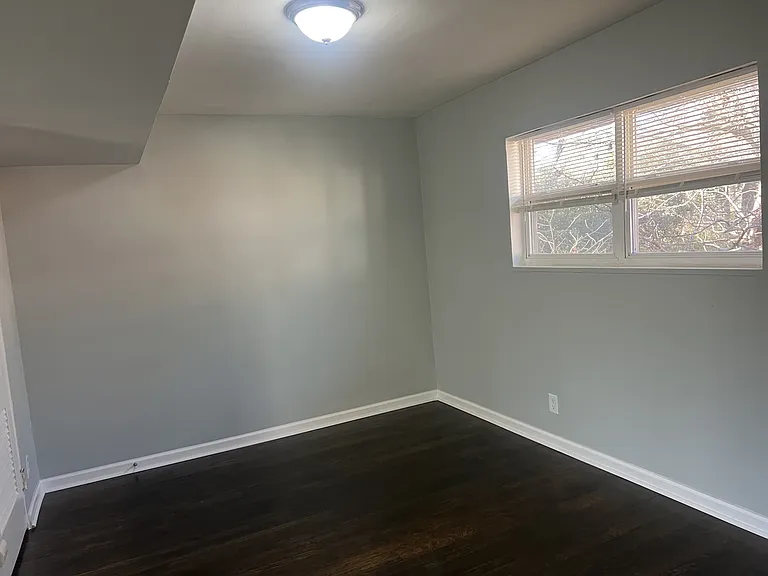 2410 Benjamin E Mays Dr SW — Photo 6