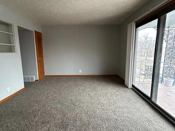 Rue Charles Apartments (4315 Charles St.), 4315 Charles St #17, Omaha, NE 68131