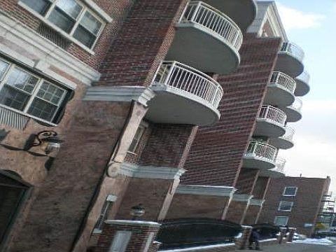 2nd image of 3811 108th St APT 6M