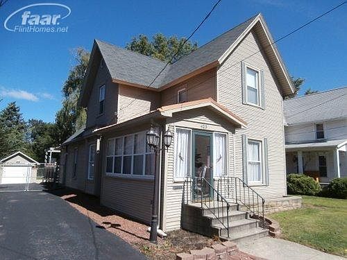 1st image of 423 E Mason St
