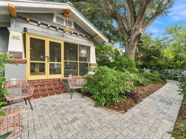 2121 DARTMOUTH AVENUE N, ST PETERSBURG, FL 33713