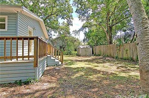 3rd image of 908 W Peninsular St