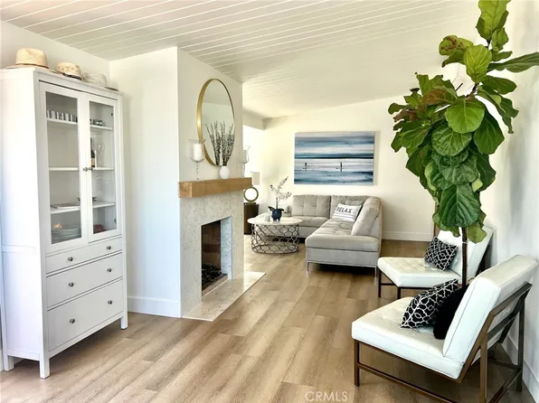 122 Yorktown, Newport Beach, CA 92660