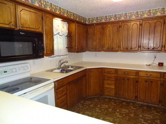 5th image of 906 N Grant St