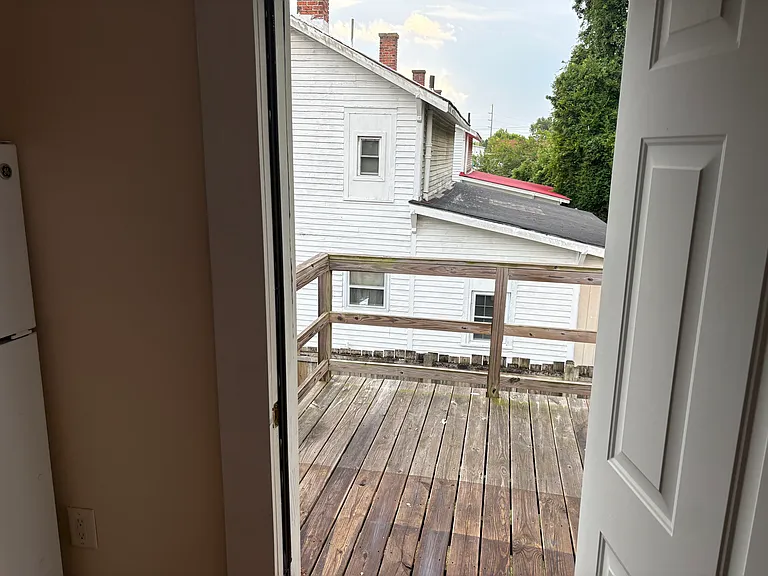 1101 Chestnut St #B — Photo 10