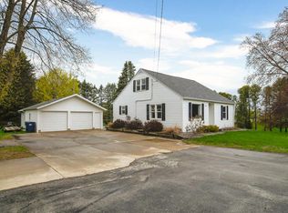 4650 Sportsman Dr, De Pere, WI 54115