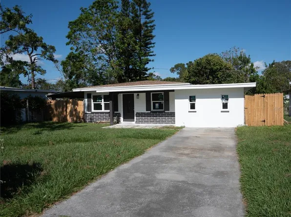 1324 Barry St, Clearwater, FL 33756