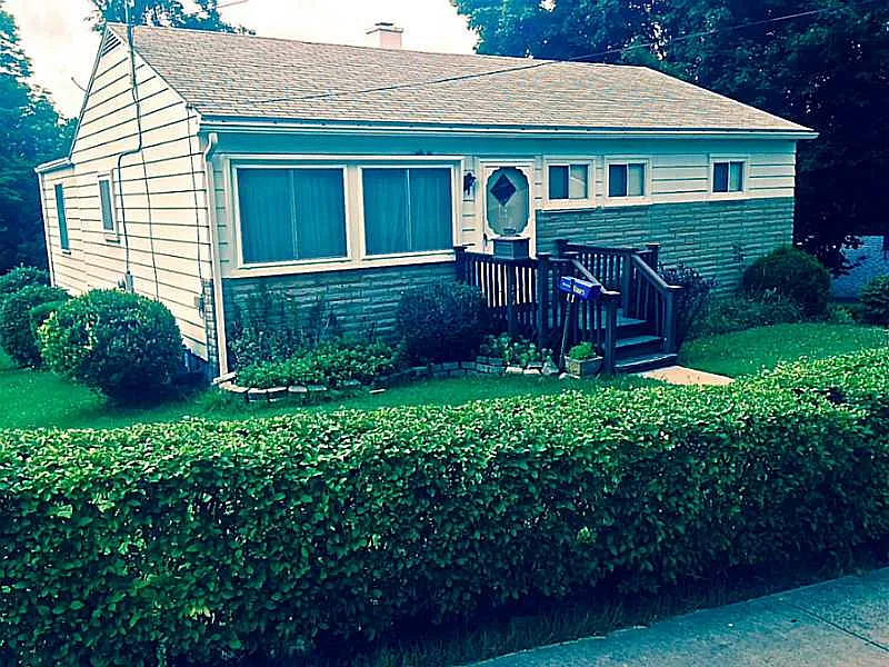 1202 Massachusetts Ave photo 1