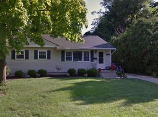 2344 Nottingham Rd, Upper Arlington, OH 43221