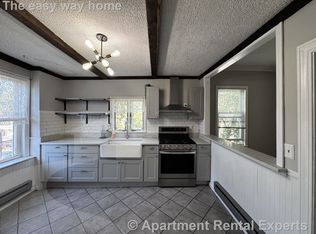 203 3rd St #2, Cambridge, MA 02141