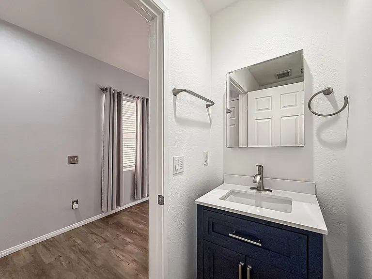 1838 Amberleaf Ln — Photo 11