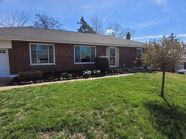 10100 Jeffleigh Ln, Saint Louis, MO 63123