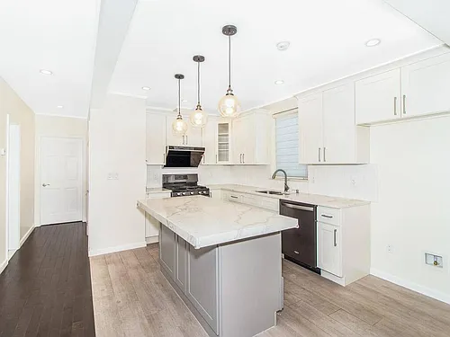 1141 Pugsley Ave #1 Photo 1 1141 Pugsley Ave #1 Photo 1