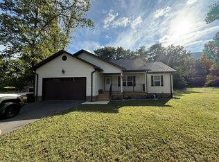 418 Old State Highway 8, Dunlap, TN 37327