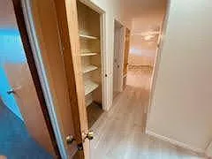 111 Huntington Ct — Photo 2