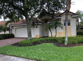 3368 Sandpiper Way, Naples, FL 34109