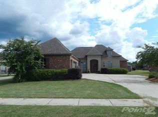 1988 Rollins Rd, Zachary, LA 70791