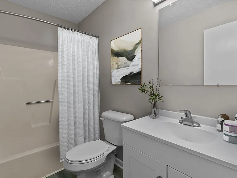 Elizabeth Street Townhomes — Photo 22