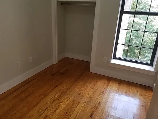 Rented by Nooklyn NYC LLC | media 11