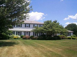 20 Balsam Dr, East Greenwich, RI 02818