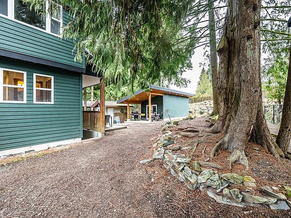 4th image of 40449 Thunderbird Rdg