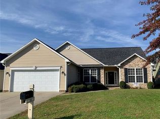 36 W Hiawassee Rd, Fletcher, NC 28732