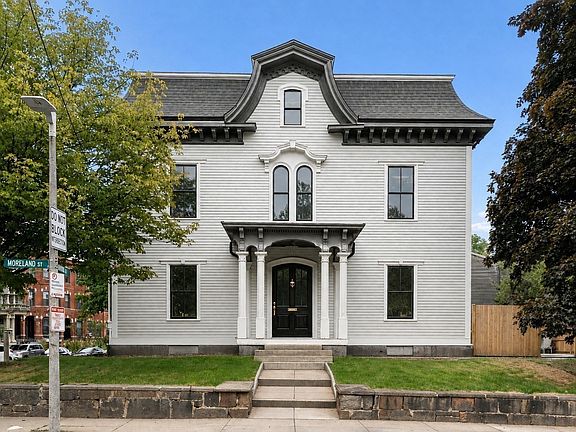 4th image of 93 Moreland St #1