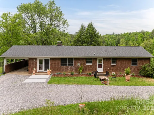 125 Rhinehart Dr, Marshall, NC 28753