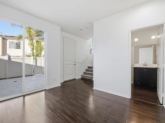3rd image of 5432 San Roberto