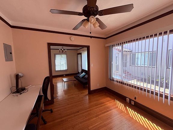 4th image of 845-47 Adams St #4