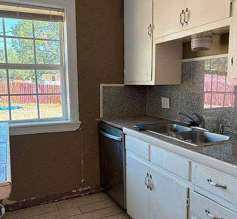 5th image of 1105 Nowahy Ave