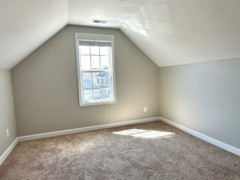 6008 Crown Ridge Ct — Photo 22
