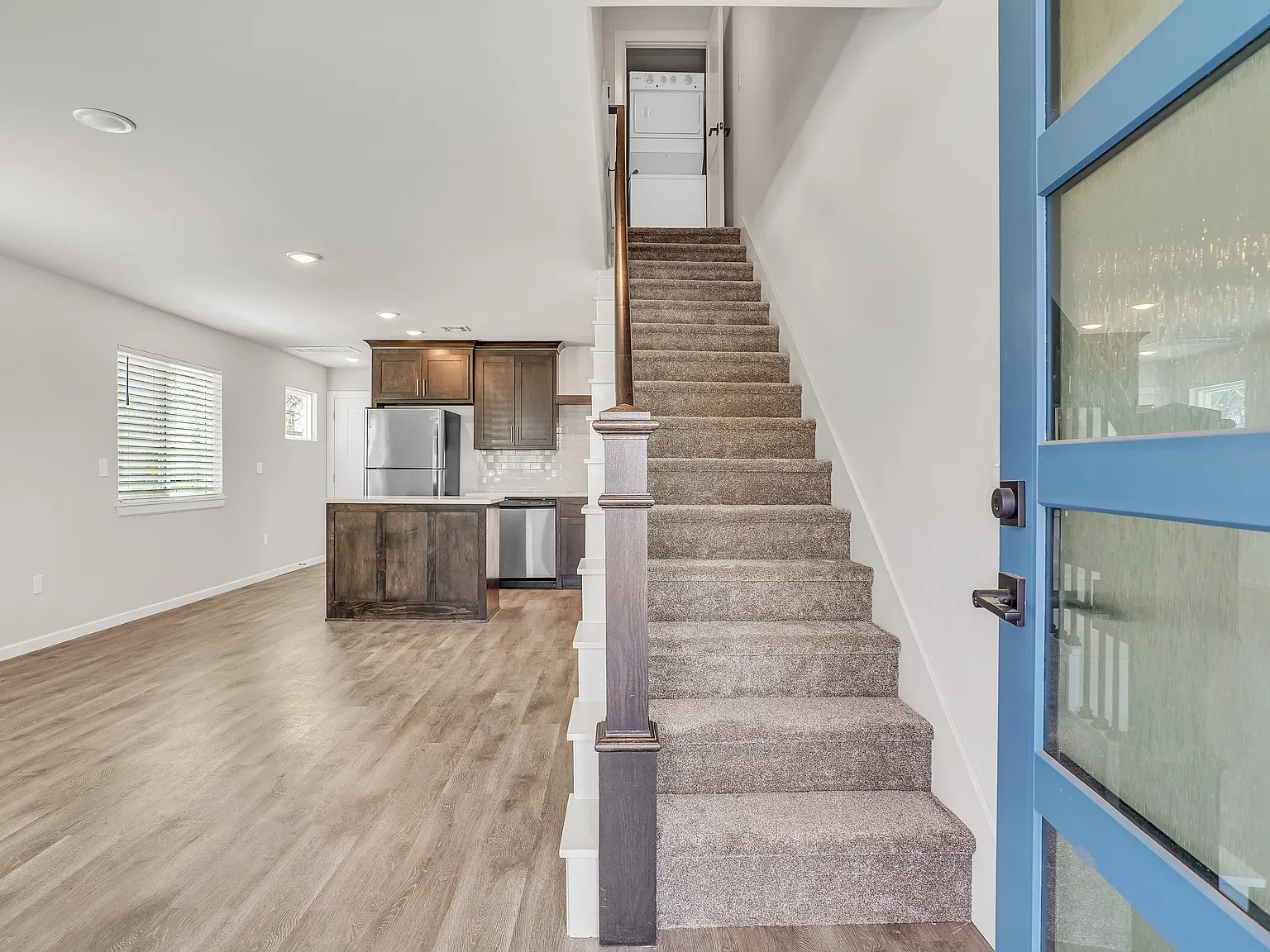 2 bed, 2.5 bath, 1150 sqft, $1,600 — Photo 4